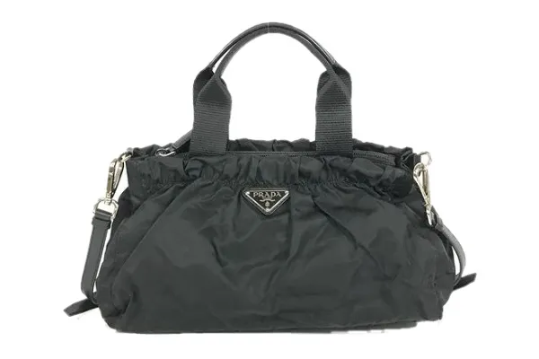 プラダの偽物に騙されないためにできること