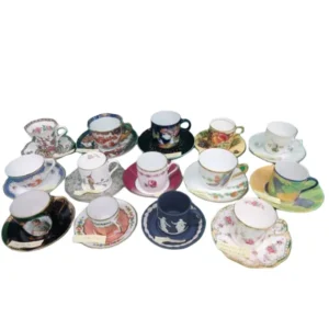 リチャードジノリ、ロイヤルクラウンダービー、ウエッジウッドなど　カップ＆ソーサー