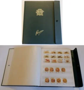 幹線道路にかかるアーチ橋 中国切手まとめて 徐悲鴻〈奔馬〉シリーズ小型シート、工芸美術小型シートなど