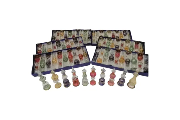 香水を売ったお金に税金はかかる？確定申告の基本知識