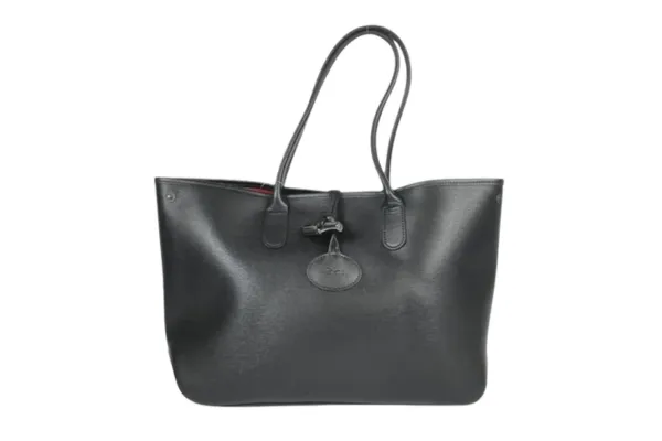 ロンシャンの定番バッグ「ル プリアージュ」とは？