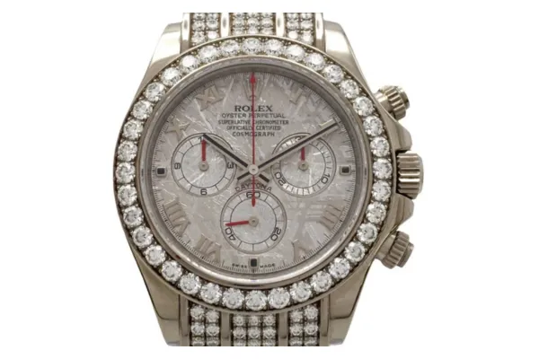 後悔しないための選び方｜定価購入とプレミア価格、どちらを選ぶべき？