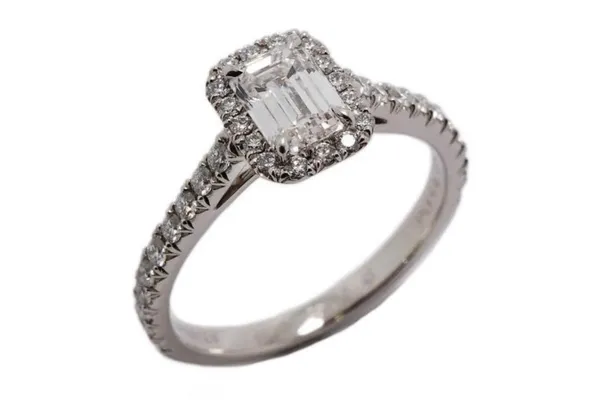 100万円前後｜華やかで存在感のある上位モデル