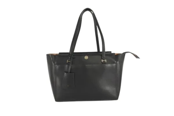 トリーバーチの価格帯と人気の層について