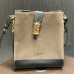 ロエベ ベラスケス ショルダーバッグ