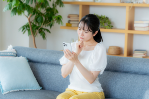 考える様子