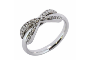 ティファニー インフィニティ リング