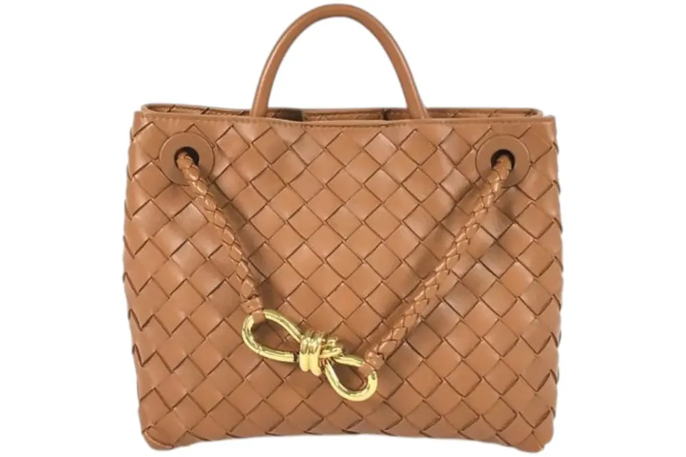 BottegaVeneta- Andiamo-Camel