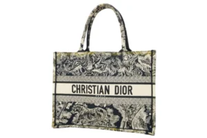ディオールブックトート
