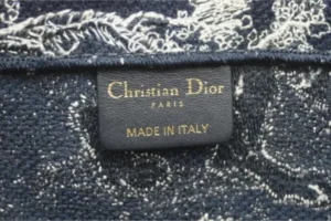 ディオールブックトートタグ