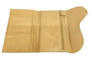 ディオール財布内側