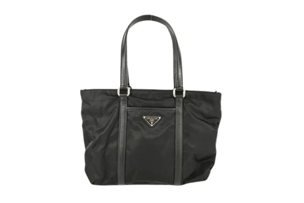 コピー品のプラダを知らずに転売すると法的リスクがある?