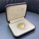 天皇陛下御在位60年記念 10万円金貨