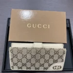 グッチ 財布 GGスプリーム