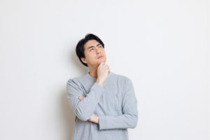 考える様子