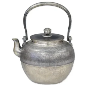 岩田時計鋪謹製 檀紙鎚目望月形湯沸 銀瓶  茶道具