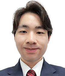 冨士原　賢人　店長
