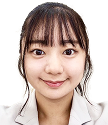 市原　璃乃　店長