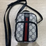 グッチ ショルダーバッグGGスプリーム