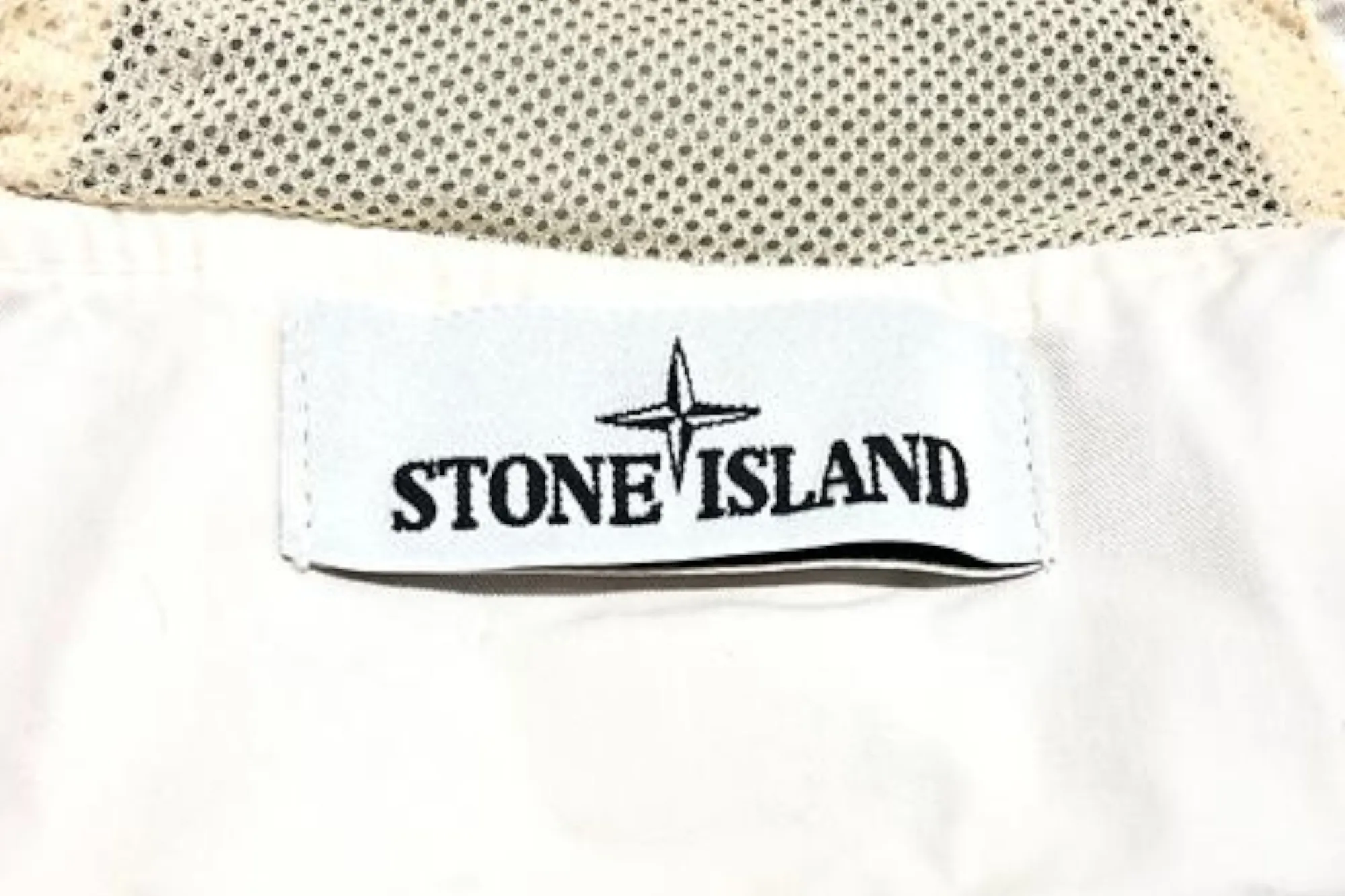 ストーンアイランド