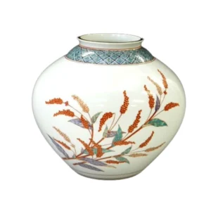 人間国宝 十四代酒井田柿右衛門 作 濁手 蓼文花瓶