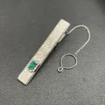 Pt850 エメラルド タイピン