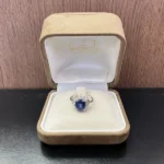 Pt900 サファイア リング