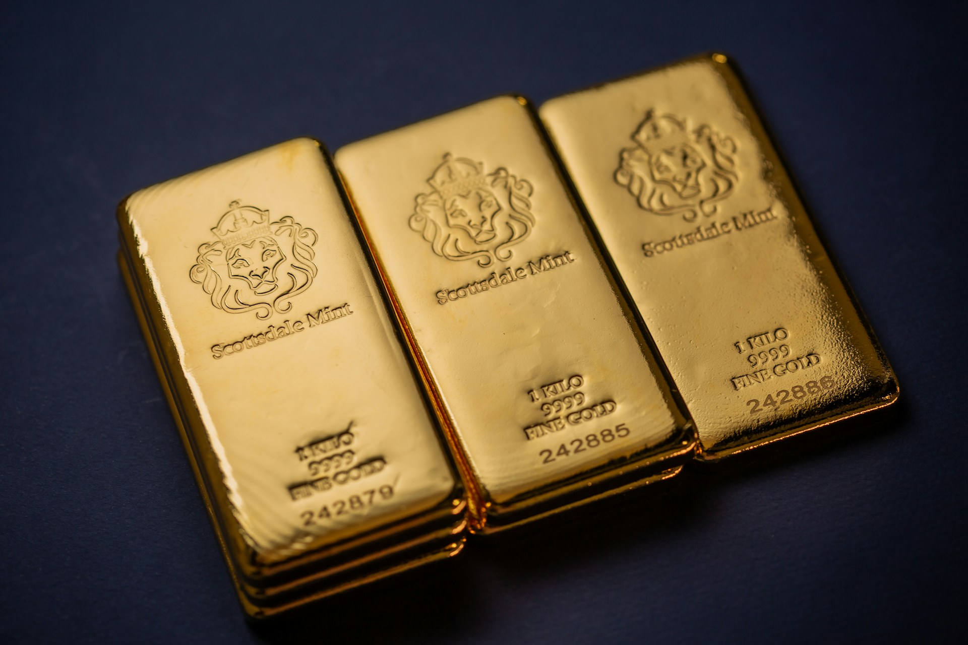 金投資の始め方｜純金積立を中心に解説