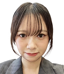 松永　侑莉　店長