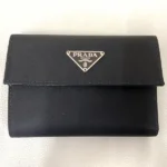 プラダ 財布
