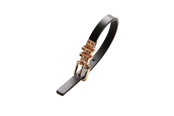 ブラックのチョーカー