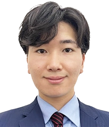 市川 竜也 店長