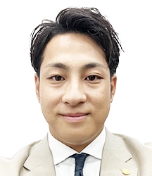 德安 店長