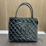 シャネル 1804 復刻トート パテント