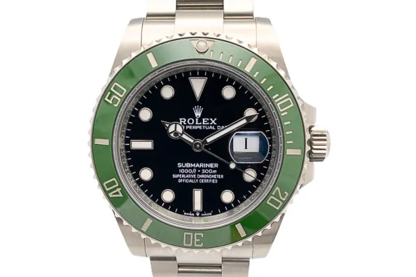 ロレックス サブマリーナー 126610LV