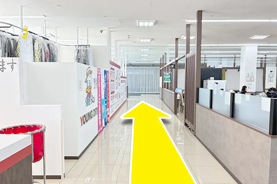 まっすぐ進みます。