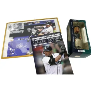 イチロー選手グッズまとめ マリナーズ Forever バブルヘッド 首振り人形 フィギュア 額入りサイン入り写真他