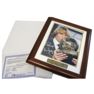 パベル ネドベド バロンドール サイン入りフォト 額入り