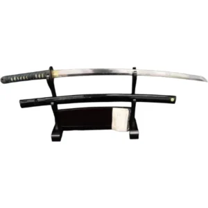 太刀 [長さ]66.4cm[反り]1.6cm[目釘]2個[銘](表)康光(裏)昭和十八年九月 拵 新潟県登録