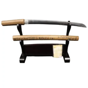 脇差 [長さ]43.5cm [反り]0.6cm [目釘]1個 [銘](表)犬山住信高 白鞘 東京都登録