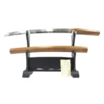 脇差 [長さ]一尺四寸八分五厘 [反り]三分五厘 [目釘]1個 [銘] (表) 肥前國忠吉 白鞘