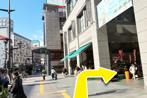 上通アーケードの入口に入ります。