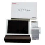 SO05G ホワイト Xperia Z4 Tablet カバー付き