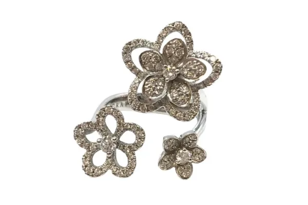 グラフ婚約指輪に関するよくある質問