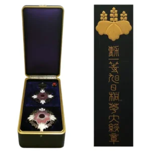 勲一等旭日桐花大綬章 共箱付