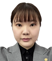 上之原　莉耶　店長