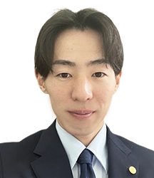 齋藤　城納　店長