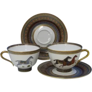 エルメス シュヴァルドリアン 華麗なる食卓 No.1 赤 カップ＆ソーサーペア