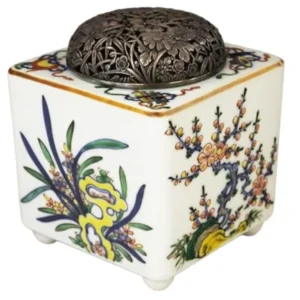 三浦竹泉 松興堂造純銀四君子肉彫火舎赤絵四方花弁図香炉 茶道具 陶磁器 二重  香道具