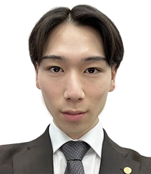 水口　優月　店長